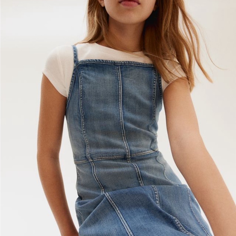 H&M Denim dress, size US(8)new without tags